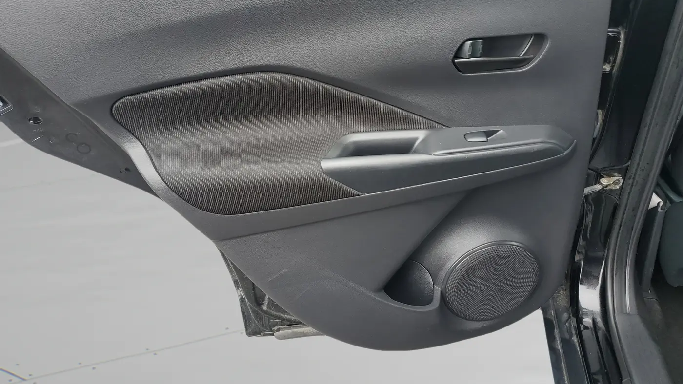 2023 Nissan Kicks S
