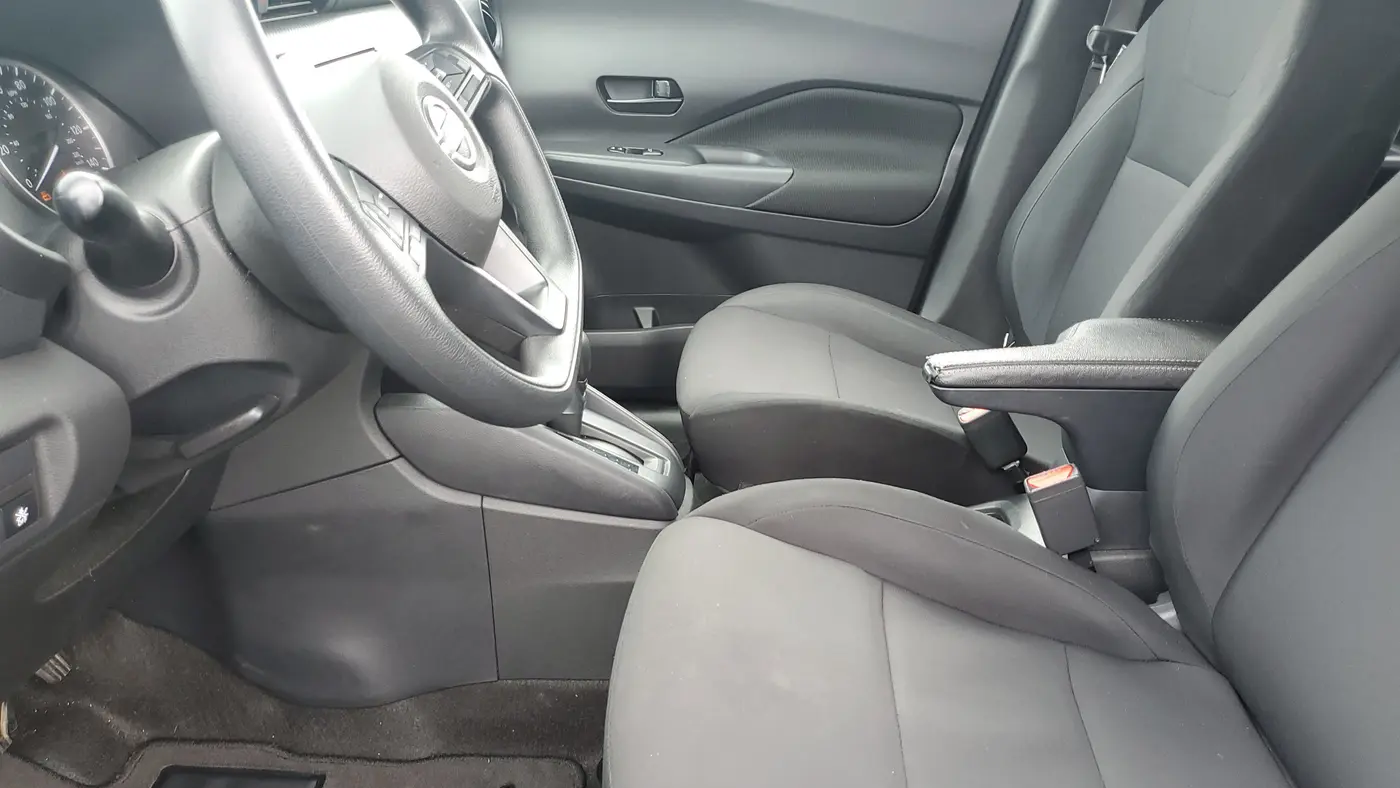 2023 Nissan Kicks S