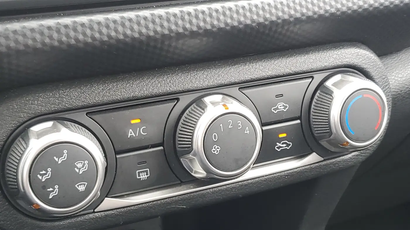 2023 Nissan Kicks S