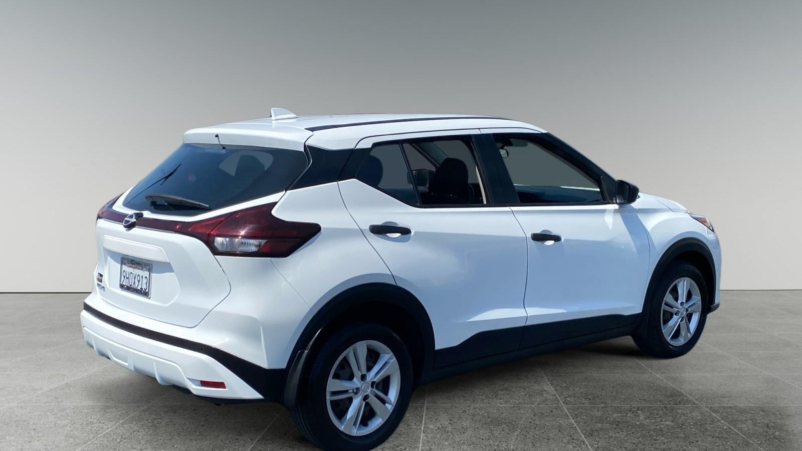 2023 Nissan Kicks S
