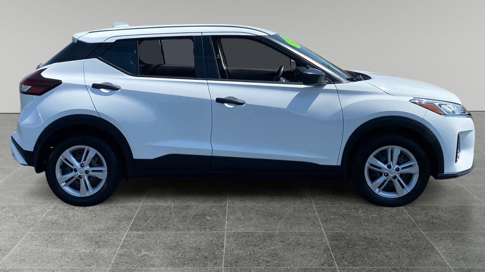 2023 Nissan Kicks S