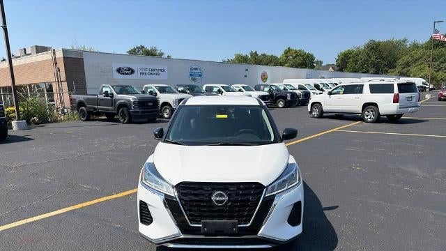 2024 Nissan Kicks S