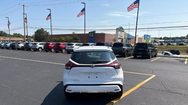 2024 Nissan Kicks S