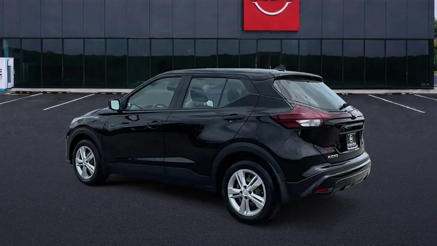 2024 Nissan Kicks S