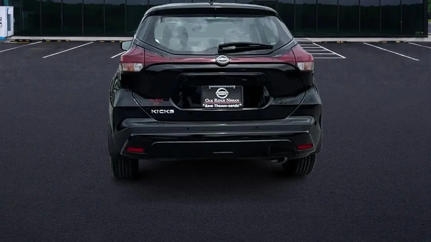 2024 Nissan Kicks S