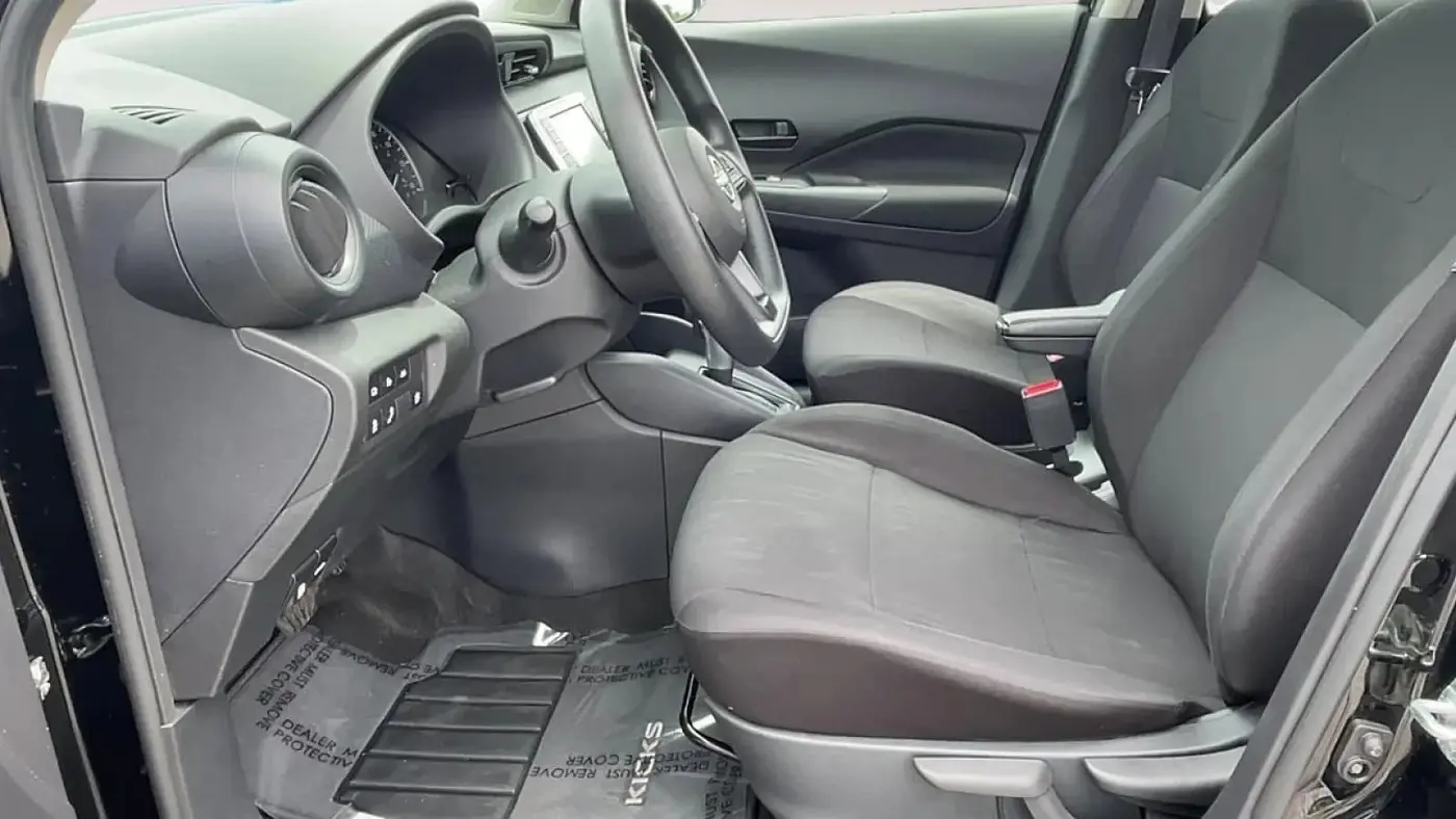 2024 Nissan Kicks S