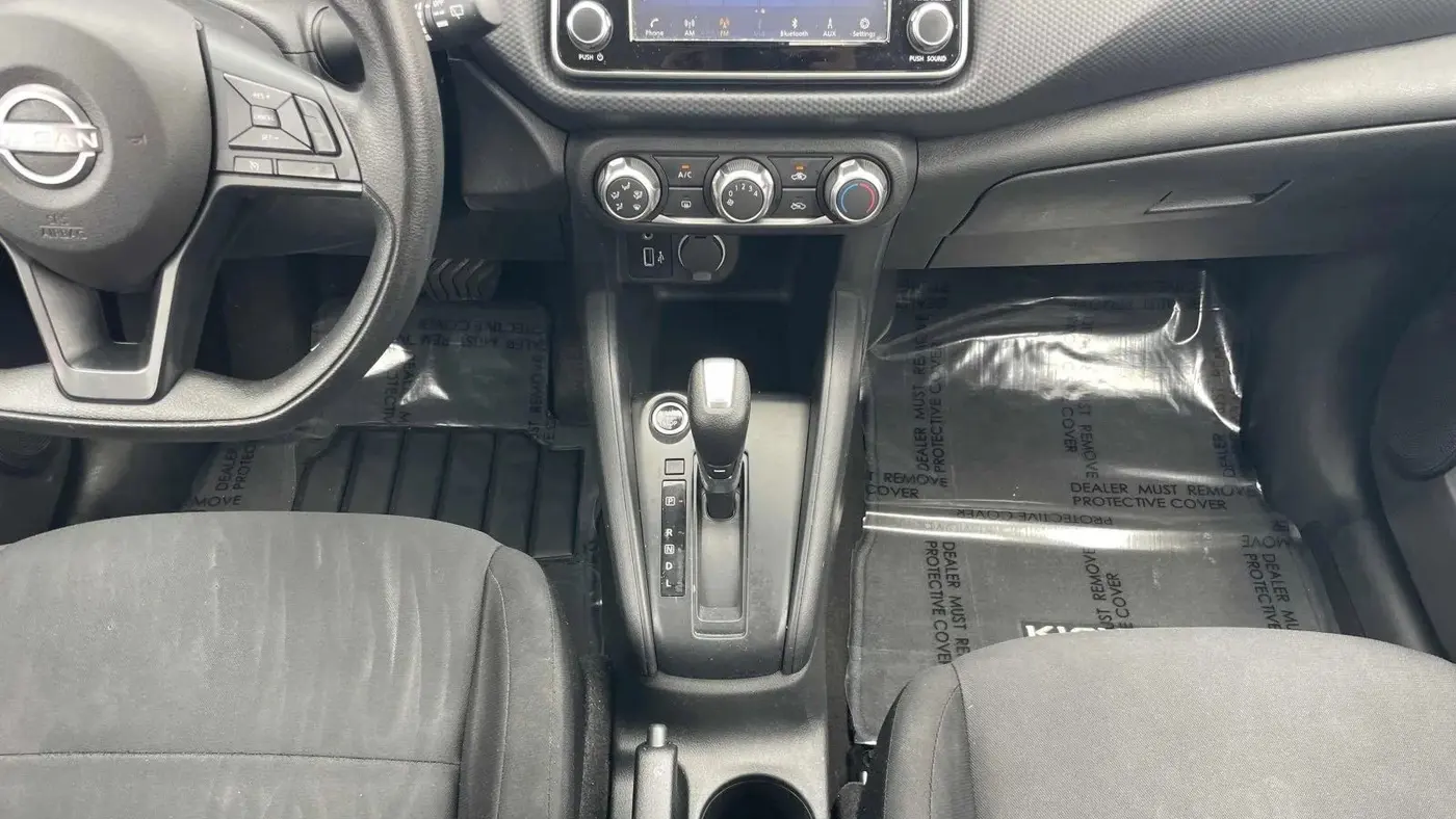 2024 Nissan Kicks S