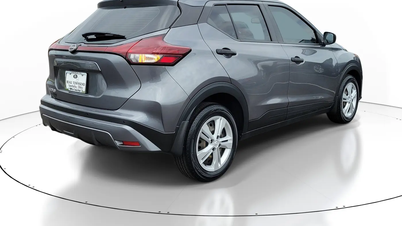 2024 Nissan Kicks S