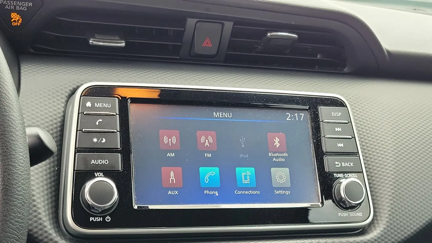 2024 Nissan Kicks S