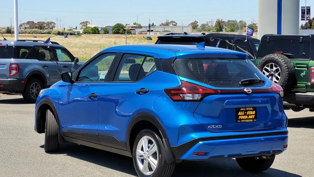 2024 Nissan Kicks S