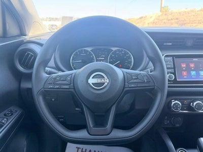 2025 Nissan Kicks Play S 4DR Crossover