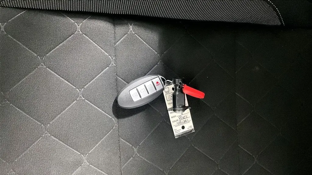 2020 Nissan Kicks S