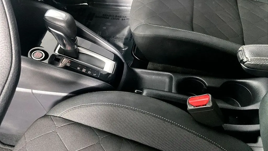 2020 Nissan Kicks S