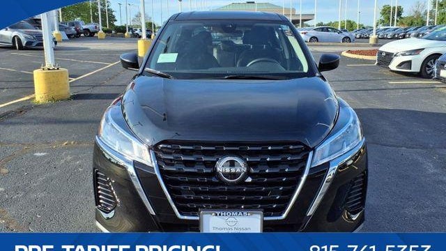 2025 Nissan Kicks Play S