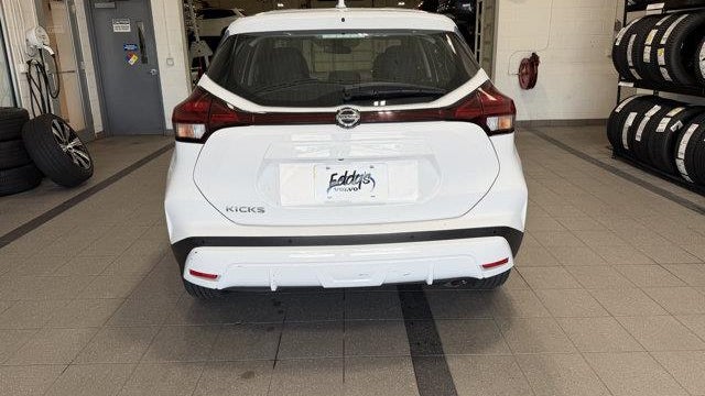 2021 Nissan Kicks S