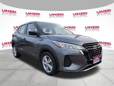 2023 Nissan Kicks S 4DR Crossover