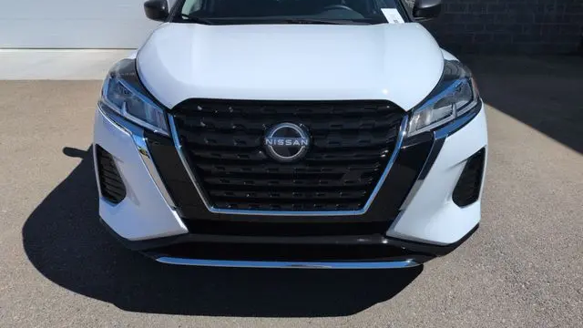 2023 Nissan Kicks S