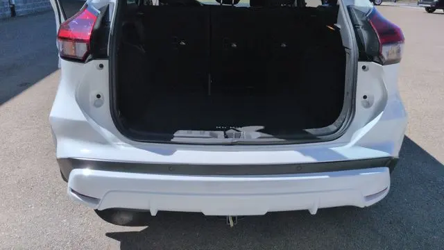 2023 Nissan Kicks S