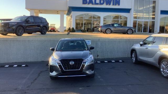 2024 Nissan Kicks S