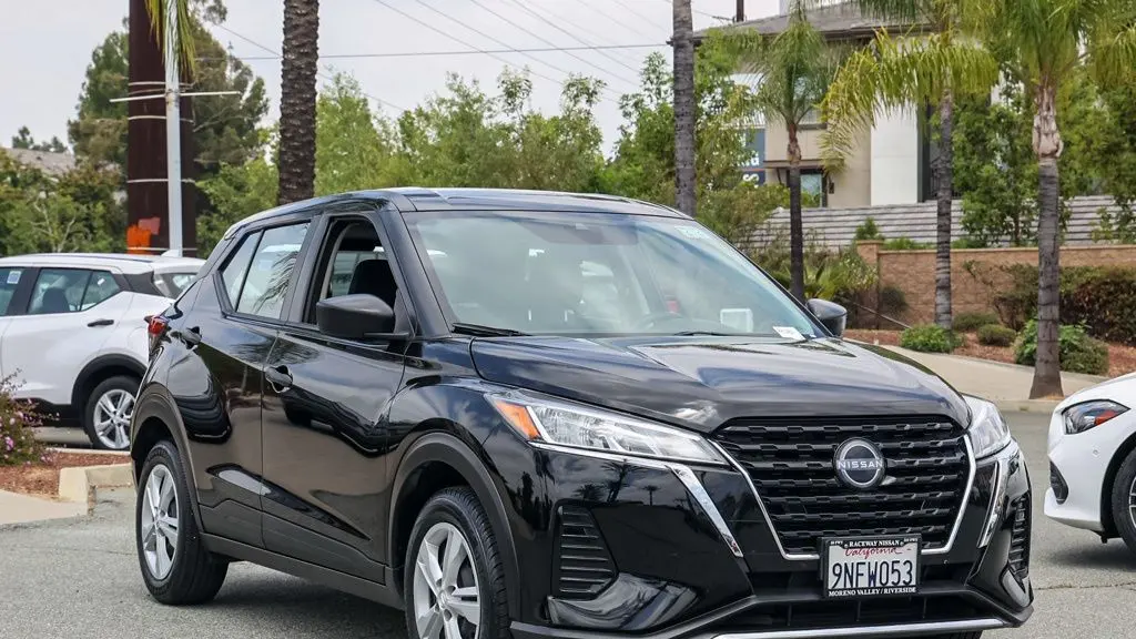 2024 Nissan Kicks S