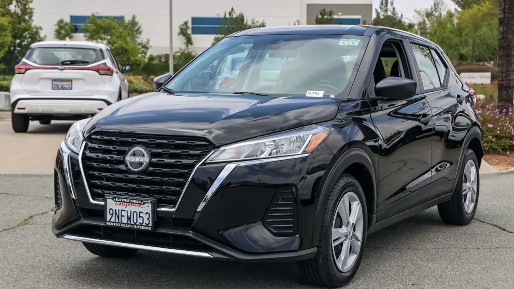 2024 Nissan Kicks S