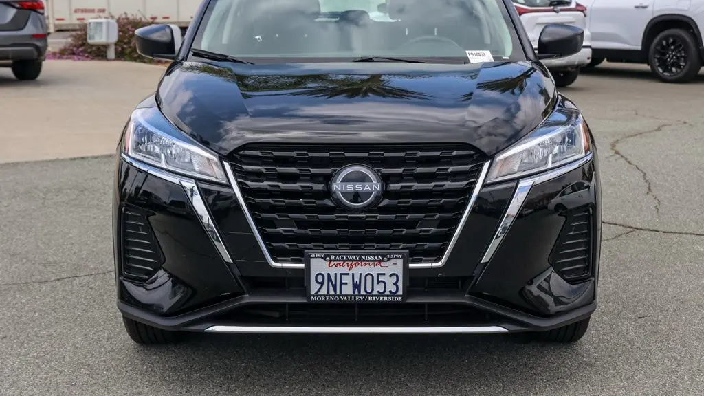 2024 Nissan Kicks S