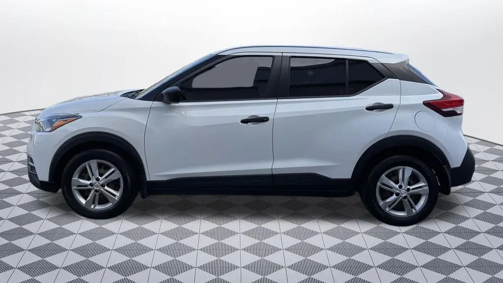 2020 Nissan Kicks S
