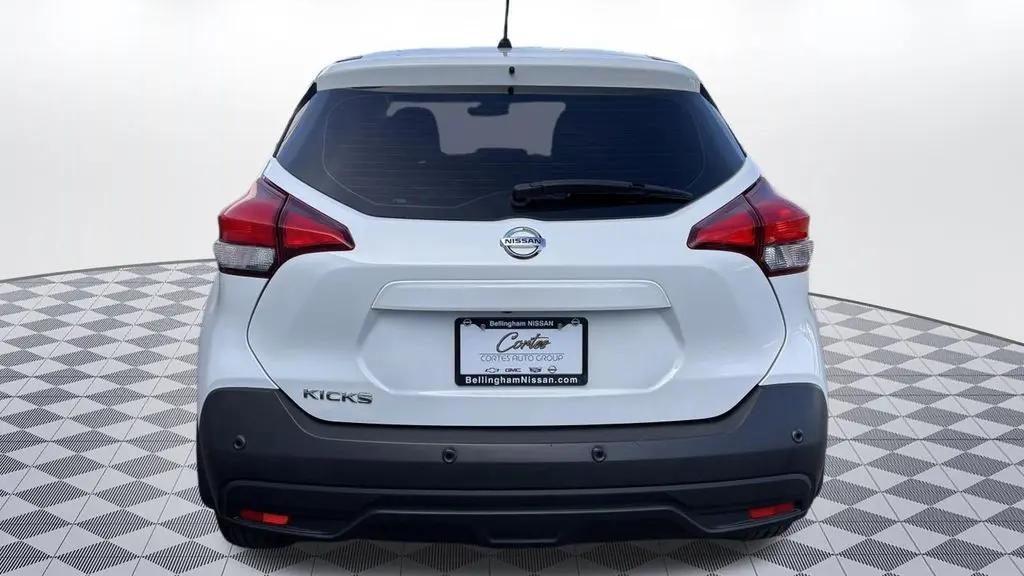 2020 Nissan Kicks S