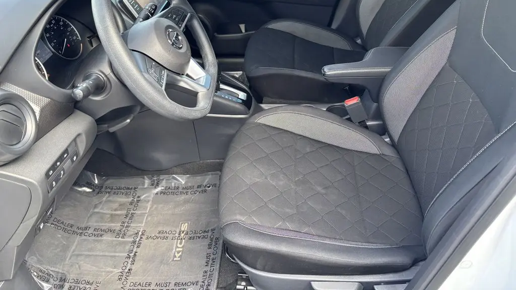 2020 Nissan Kicks S