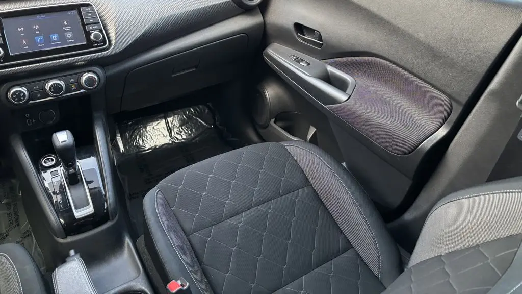 2020 Nissan Kicks S