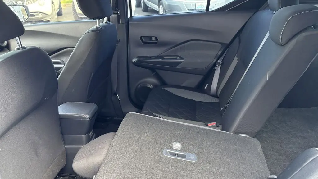 2020 Nissan Kicks S