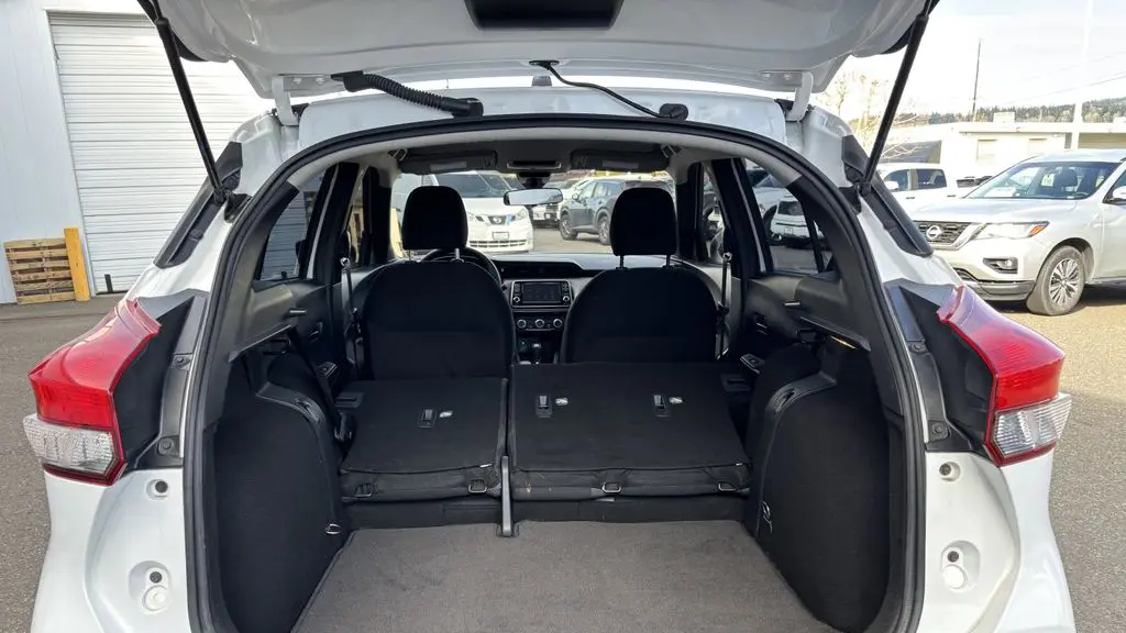 2020 Nissan Kicks S