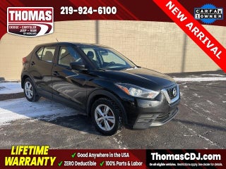 2020 Nissan Kicks with Super Black Exterior