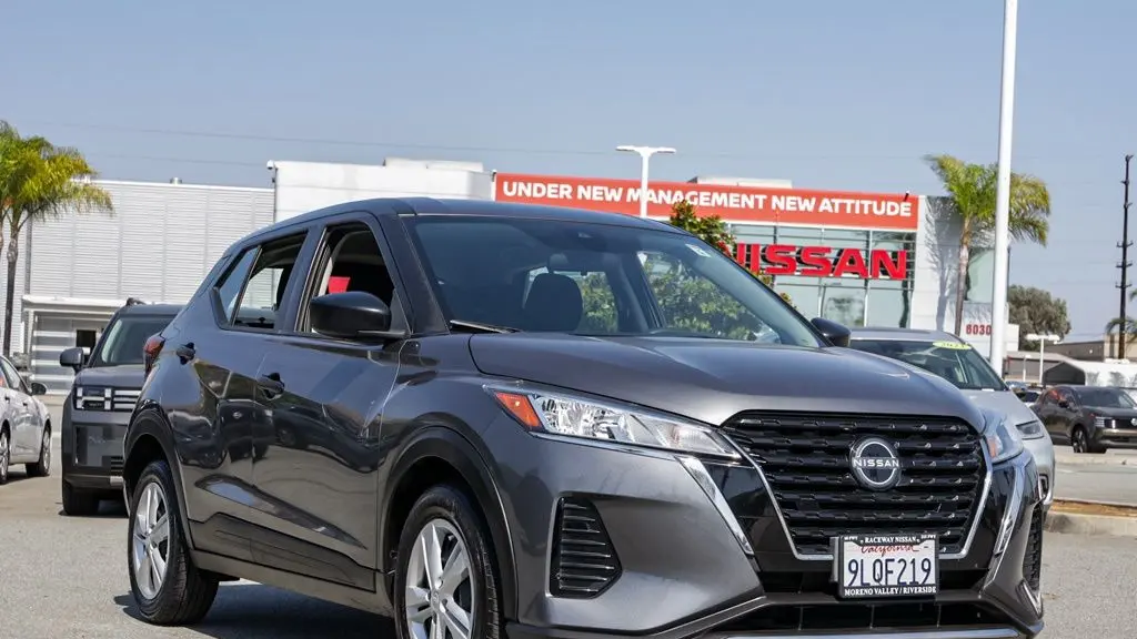 2024 Nissan Kicks S