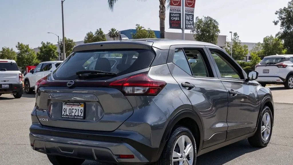 2024 Nissan Kicks S