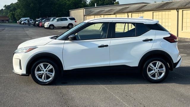 2025 Nissan Kicks Play S