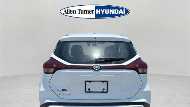 2021 Nissan Kicks S