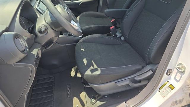 2021 Nissan Kicks S