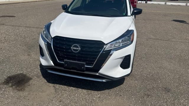 2022 Nissan Kicks S