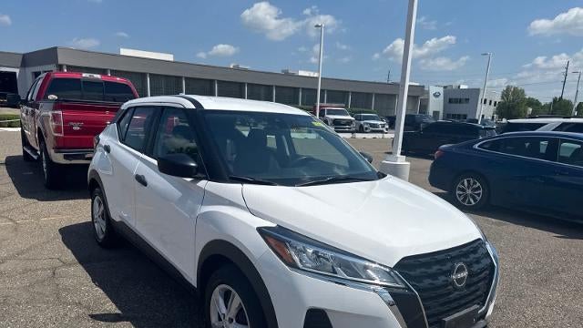2022 Nissan Kicks S