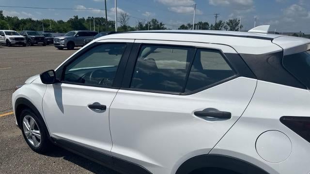 2022 Nissan Kicks S