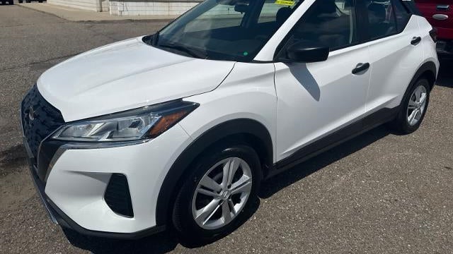 2022 Nissan Kicks S