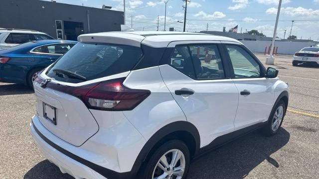 2022 Nissan Kicks S