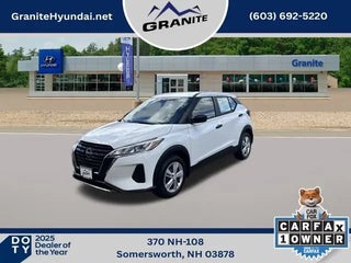 2024 Nissan Kicks with Fresh Powder Exterior