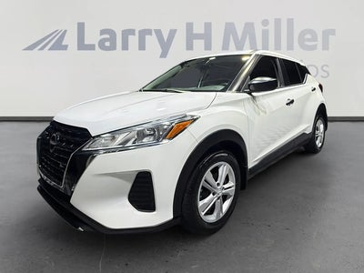 Photo of a 2025 Nissan Kicks Play S 4DR Crossover for sale