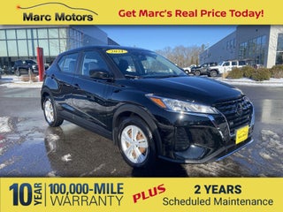 2021 Nissan Kicks with Super Black Exterior