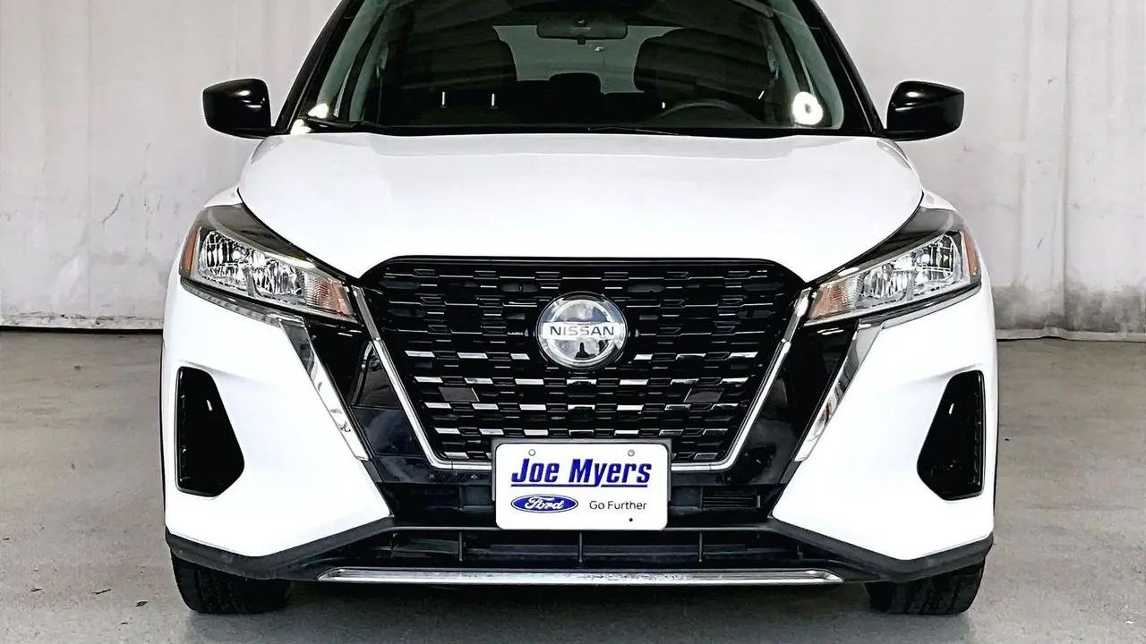2021 Nissan Kicks S
