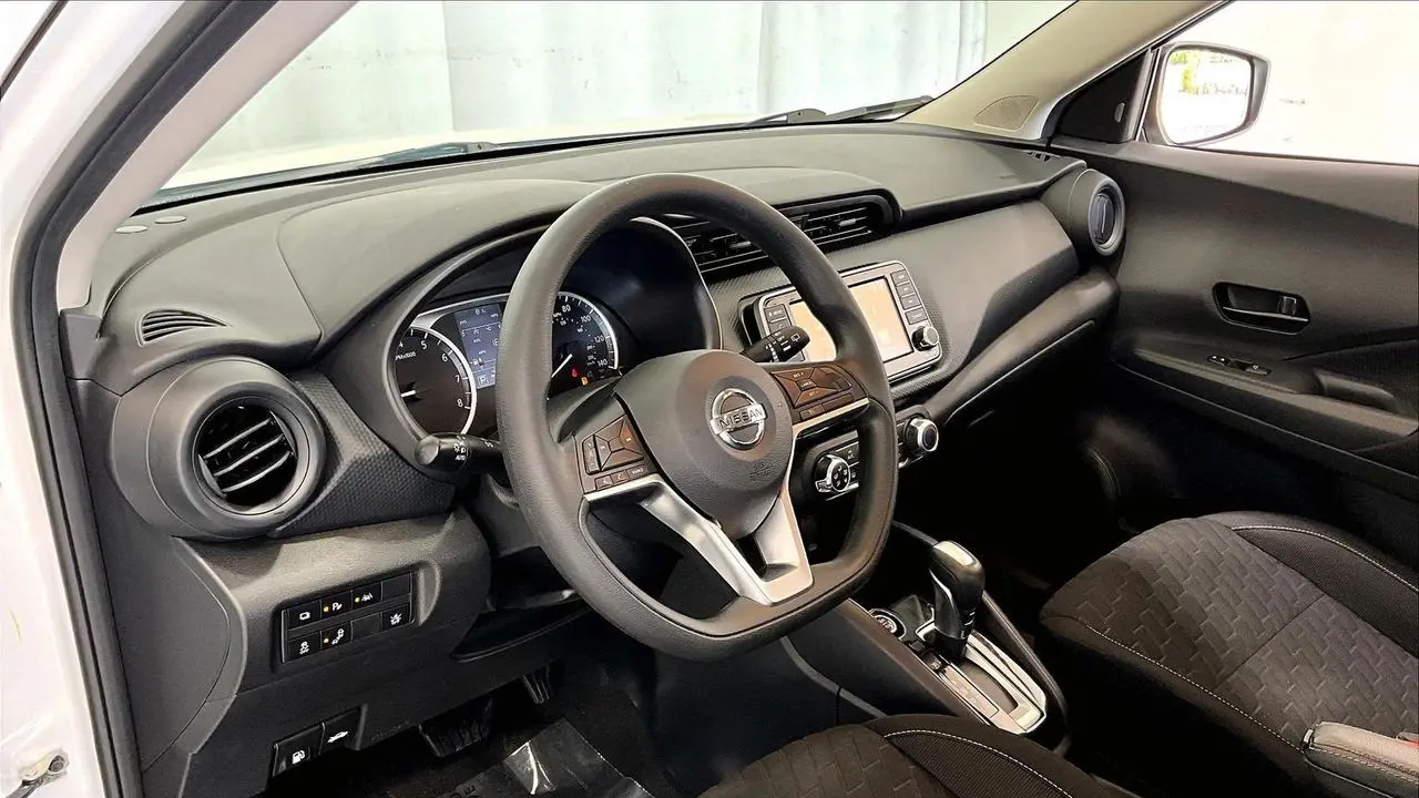 2021 Nissan Kicks S
