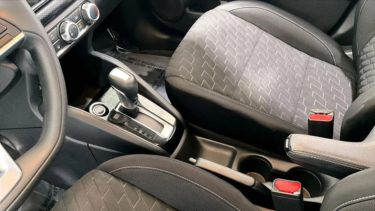 2021 Nissan Kicks S