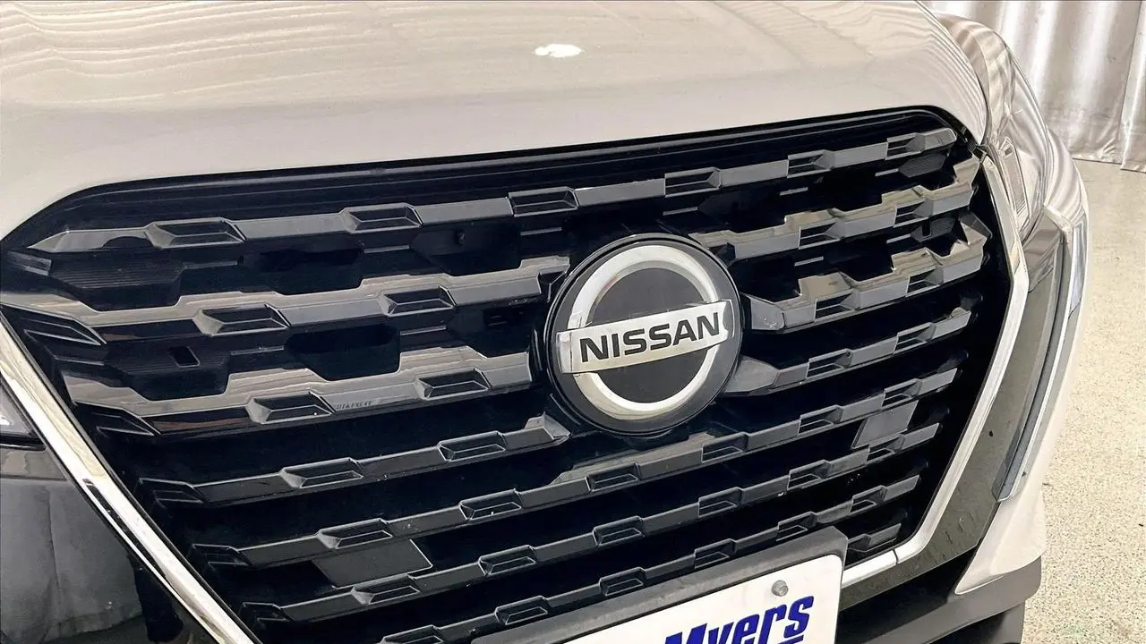 2021 Nissan Kicks S